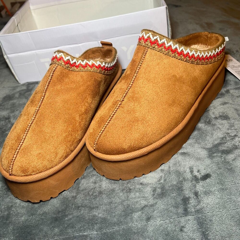 Platform Clog Slippers 10 - Y2K Lounge Scandi Clean Girl Downtown Model Off Duty